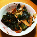 mizu◡̈✿'s cooksnap of when they made 簡単に茎わかめとベーコンのマヨ炒め.