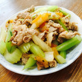 月見なっとう's cooksnap of when they made 豚肉とセロリと福神漬けの炒め物.