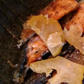 すいいろ's cooksnap of when they made 塩鮭の皮焼き.