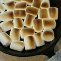 ねね115's cooksnap of when they made 簡単なのに幸せとろ〜ん♡スキレットスモア.