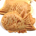 Akirakong's cooksnap of when they made 噂の　白いたい焼き　できました！！.