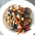 ShionT's cooksnap of when they made 里芋とひじき炒め.