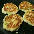 mamezou513's cooksnap of when they made ★超かんたん お好み焼き粉で大根もち★.