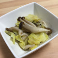 yoshimiso's cooksnap of when they made ダシの素で♪キャベツとしめじのごまあえ.