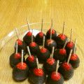 ymame's cooksnap of when they made GODIVAもどき☆チョコディップイチゴ.