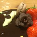 えり8eight's cooksnap of when they made バラのデコレーション・プラスチックチョコ.