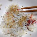 よりぴ＊'s cooksnap of when they made 梅・しらす・大葉の混ぜごはん.