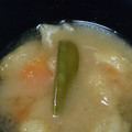 ひなた3ママ's cooksnap of when they made きぬさやと旬野菜の味噌汁.