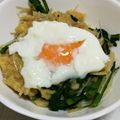 はらやす's cooksnap of when they made 天かすでおかず！キノコと春菊のすき焼き風.