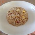 カンレンパパ's cooksnap of when they made 我が家のベーコンと玉ねぎのチャーハン.