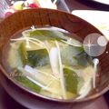 みぃすけママちゃん's cooksnap of when they made 天然エノキダケ、蓮根、乾燥ワカメの味噌汁.