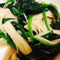 まきろんカフェ's cooksnap of when they made 簡単☆ほうれん草とえのき茸のおひたし.