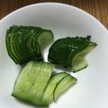 クック1Y5T58☆'s cooksnap of when they made 料理に添えて＊キュウリの飾り切り＊.