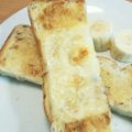 シナモシナモ's cooksnap of when they made 簡単☆マヨ醤油チーズトースト.
