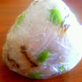 ちゃむ82's cooksnap of when they made 枝豆と塩昆布のやみつき！おにぎり.