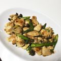 クロnyan’'s cooksnap of when they made 簡単　さっぱり鳥胸肉とアスパラきのこ炒め.