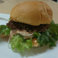 ねここfm's cooksnap of when they made しゃきしゃきトマトソースのハンバーガー.