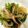 ミックスツインずママ's cooksnap of when they made モヤシと＊春菊＊の香り和え♪副菜.