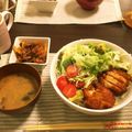 komugiko4's cooksnap of when they made ジューシー甘辛鶏カツ＆サラダ丼.