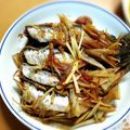 賢くんママ's cooksnap of when they made ご飯が進む♪ゴボウ入り鰯の梅煮.