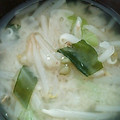 かぴーな's cooksnap of when they made わが家のもやしとワカメのお味噌汁♡.