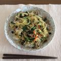 クックQ2QMQY☆'s cooksnap of when they made ぶたニラモヤたま丼.