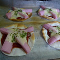 myukitty's cooksnap of when they made 余った餃子の皮で超簡単ピザ風おやつ☆.