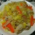 はっち50's cooksnap of when they made 今、話題の塩麹で塩焼きそば☆.