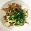 ★みーちゃんママ★'s cooksnap of when they made 超簡単 豚肉の照り焼 かいわれ大根 節約.