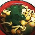 ユーロン's cooksnap of when they made 　味噌汁　なめこ　.