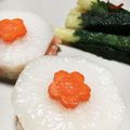 lukuako's cooksnap of when they made なんちゃってかぶら寿司＊大根サーモン寿司.