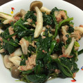 ＴＭＭ－Ｓ's cooksnap of when they made ほうれん草としめじの梅肉ツナ和え.