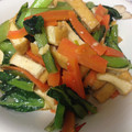 まみ0414's cooksnap of when they made 厚揚げと人参の甘味噌炒め.