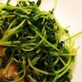しゅがーみゅ's cooksnap of when they made 大好物☆豆苗炒め.