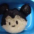maa0503's cooksnap of when they made ツムツムミッキー簡単キャラ弁.