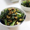 まろんかふぇ's cooksnap of when they made 春菊のクルミ和え.