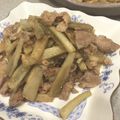 jununu's cooksnap of when they made ウドと豚バラの味噌炒め.