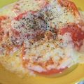 くぅ＊＊'s cooksnap of when they made 超簡単だけど美味しい♪トマトチーズ焼き.