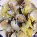 クックRO5Y0Q☆'s cooksnap of when they made ストウブできゃべつとはまぐりの酒蒸し.