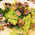 zhlovesck's cooksnap of when they made あさりとキャベツのワイン蒸し☺ペペロン風.