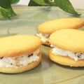 hoho！'s cooksnap of when they made 卵不使用♪簡単レーズンクリームサンド.