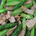 KSTake's cooksnap of when they made アスパラとベーコンのコンソメ炒め.