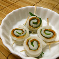 赤い電話's cooksnap of when they made 我が家のお弁当の定番☆ちくわ大葉巻.