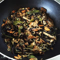 EDOMOCO's cooksnap of when they made 簡単！失敗なしのおいし～いひじき煮♥.