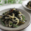まろんかふぇ's cooksnap of when they made れんこんとしそひじきのさっぱりきんぴら.