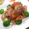 kana叶's cooksnap of when they made 豚肉とりんごの簡単♪赤ワイン煮.