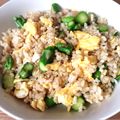 caruga's cooksnap of when they made アスパラ塩炒飯.
