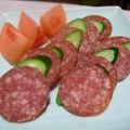 わたるんママ's cooksnap of when they made きゅうりとサラミの切るだけおつまみ★.