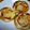 ponyo5703's cooksnap of when they made 餃子の皮de薄焼きピザ.