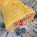 こうぶんママ's cooksnap of when they made お弁当に♡真ん中ピンクの卵焼き.